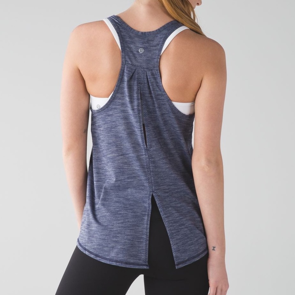 Lululemon Salute the Sun tank (size 6)